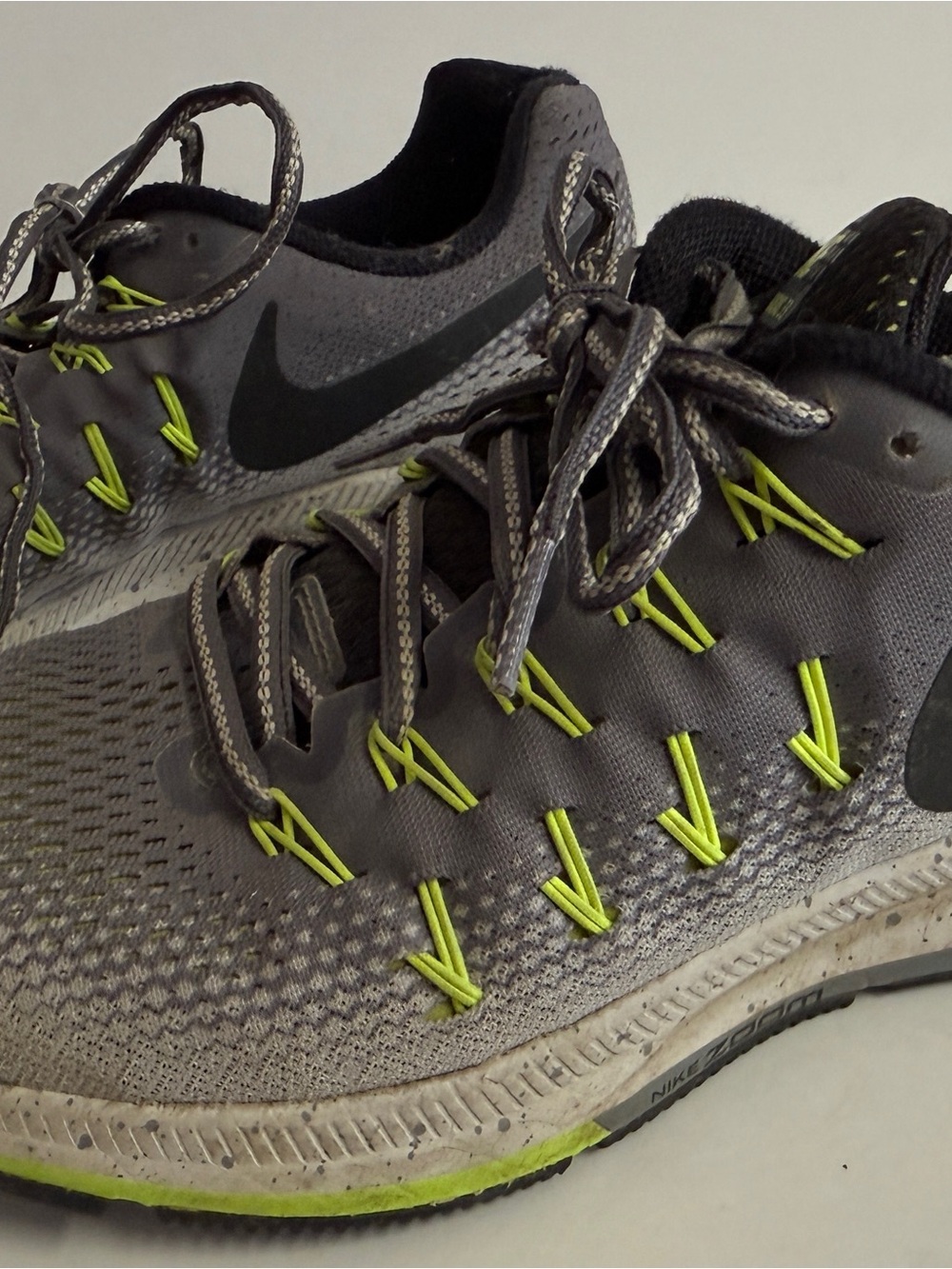 Nike Gray & Lime Running Sneakers - 11